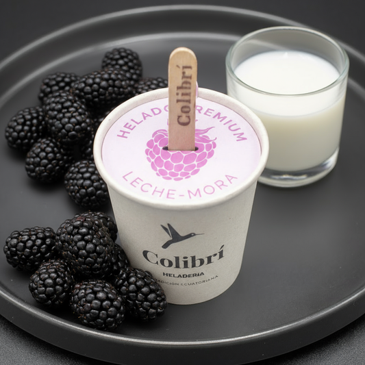 Helado Artesanal de LECHE - MORA